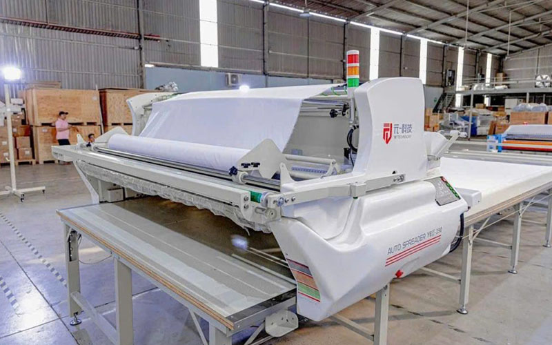 Máy trải vải tự động YYC Haxima giúp tiết kiệm nhân công